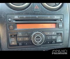 Autoradio NISSAN QASHQAI del 2008