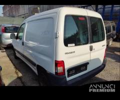 Ricambi PEUGEOT RANCH 1560cc diesel del 2007