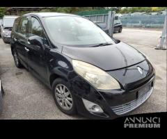 Ricambi RENAULT SCENIC 1870cc benzina del 2009