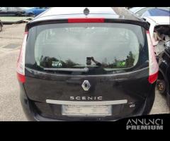 Portellone nudo RENAULT SCENIC del 2009