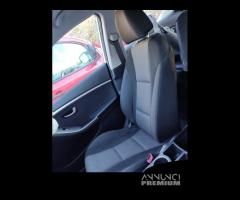 Sedile anteriore dx HYUNDAI I30 del 2015