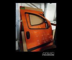 Porta anteriore dx FIAT QUBO del 2010