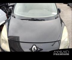 Cofano RENAULT SCENIC del 2009