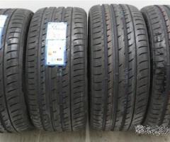 4 gomme nuove 265 30 19 Toyo