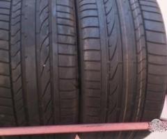 Coppia di pneumatici usati 275 40 20 Bridgestone