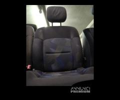 Sedile anteriore sx RENAULT CLIO del 2000