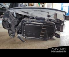 Proiettore sinistro AUDI A6 del 2011 - 10