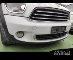 Paraurti anteriore MINI COOPER D del 2011