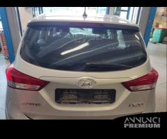 Ricambi HYUNDAI IX20 1396cc benzina del 2015