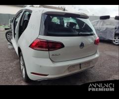 Ricambi VOLKSWAGEN GOLF 7 1598cc TDI del 2019