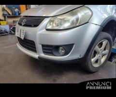 Paraurti anteriore SUZUKI SX4 del 2006