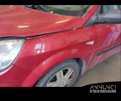 Parafango sinistro RENAULT MEGANE SCENIC del 2005