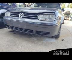 Paraurti anteriore VOLKSWAGEN GOLF 4 del 2000