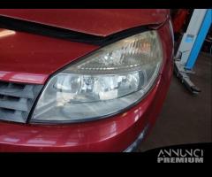 Proiettore sx RENAULT MEGANE SCENIC 2005 - 1