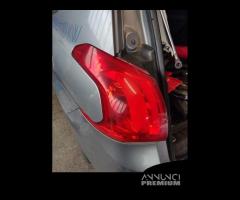 Fanale posteriore sinistro PEUGEOT 2008 del 2014