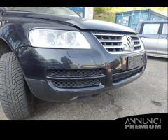 Paraurti anteriore VOLKSWAGEN TOUAREG del 2003