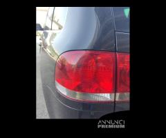 Fanale posteriore sxVOLKSWAGEN TOUAREG 2003