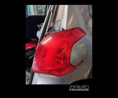 Fanale posteriore destro PEUGEOT 2008 del 2014