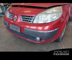 Paraurti anteriore RENAULT MEGANE SCENIC del 2005