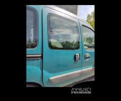 Porta laterale dx nuda RENAULT KANGOO del 2003