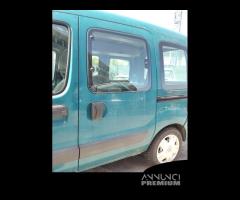 Porta laterale sx nuda RENAULT KANGOO del 2003