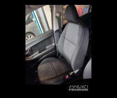 Sedile anteriore dx KIA PICANTO del 2011