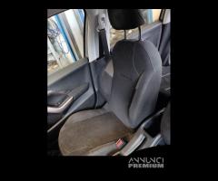 Sedile anteriore dx PEUGEOT 2008 del 2014