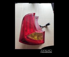 Fanale posteriore destro KIA PICANTO del 2011