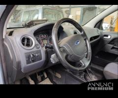 Ricambi FORD FUSION 1400cc diesel del 2007 - 8