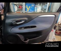 Pannello porta ant dx FIAT G. PUNTO EVO 2009