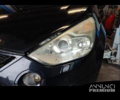 Proiettore sinistro FORD S MAX del 2007