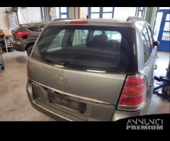 Portellone nudo OPEL ZAFIRA del 2006