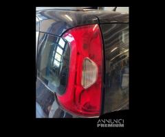 Fanale posteriore sinistro FIAT PANDA del 2014