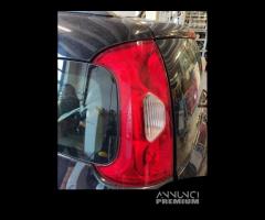 Fanale posteriore sinistro FIAT PANDA del 2014