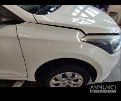 Ricambi HYUNDAI I20 1248cc benzina del 2017