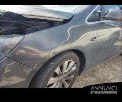 Parafango sinistro OPEL ASTRA J del 2013