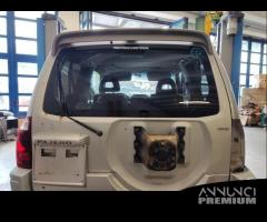 Portellone nudo MITSUBISHI PAJERO del 2003