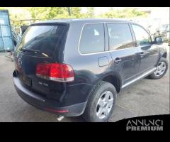 Ricambi VOLKSWAGEN TOUAREG 4X4 2461cc 2003