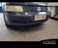 Paraurti anteriore VOLKSWAGEN PASSAT del 1999