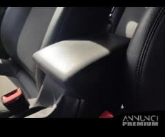 Poggia braccio OPEL ASTRA J del 2013