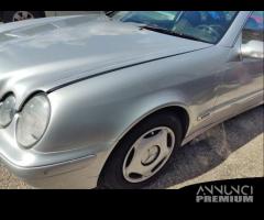 Parafango sinistro MERCEDES-BENZ CLK 230 del 2000