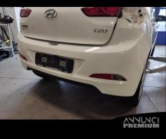 Paraurti posteriore HYUNDAI I20 del 2017 - 6