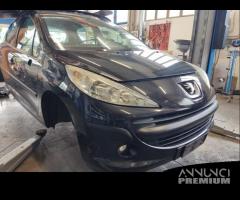 Ricambi PEUGEOT 207 1360cc benzina del 2009