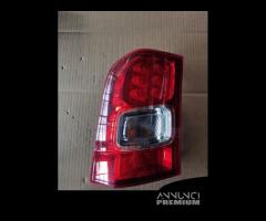 Fanale posteriore sinistro SUZUKI IGNIS del 2018