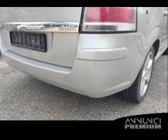 Paraurti posteriore OPEL ZAFIRA del 2007