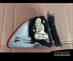 Fanale posteriore destro BMW 320D del 2009 - 6