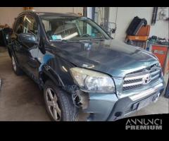 Ricambi TOYOTA RAV 4 2231cc benzina del 2006 - 1