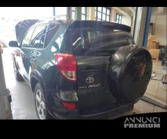 Ricambi TOYOTA RAV 4 2231cc benzina del 2006 - 4