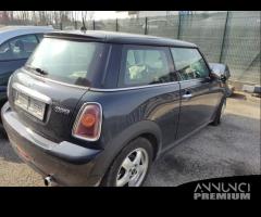 Ricambi MINI COOPER 1598cc benzina del 2007