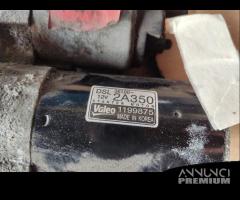 Motorino avv HYUNDAI I30 1582cc diesel 2013